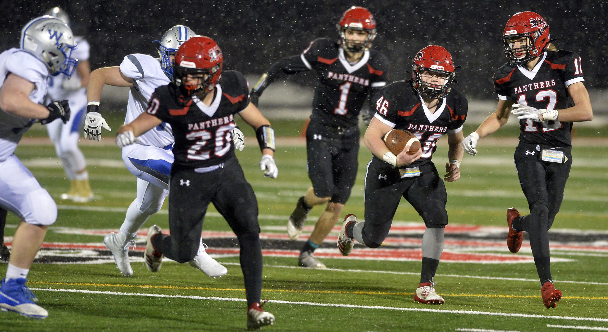 FOOTBALL WILMOT WAUKESHA WEST